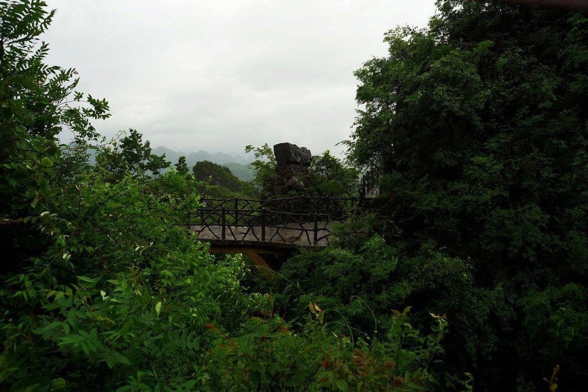 雨中情游恩施大峡谷