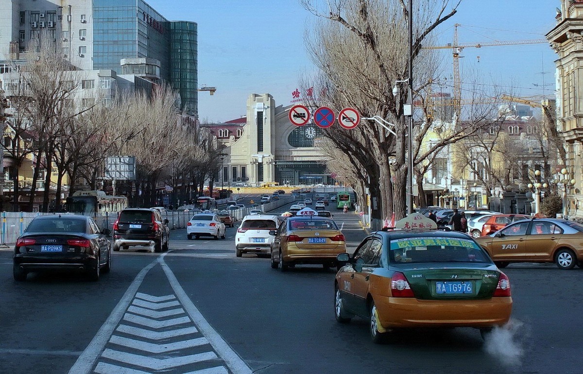 哈尔滨站 . 3  主站-南站房