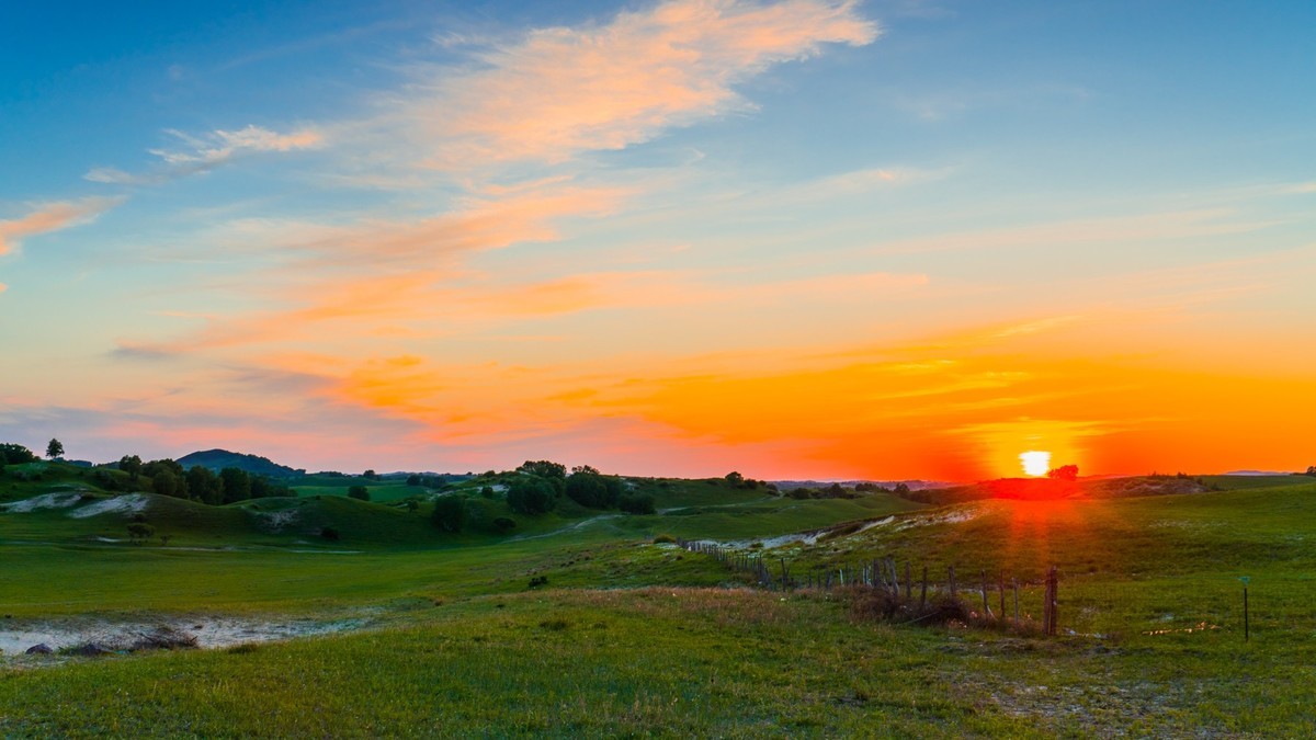 又见乌兰布统五十三草原黄昏结束篇