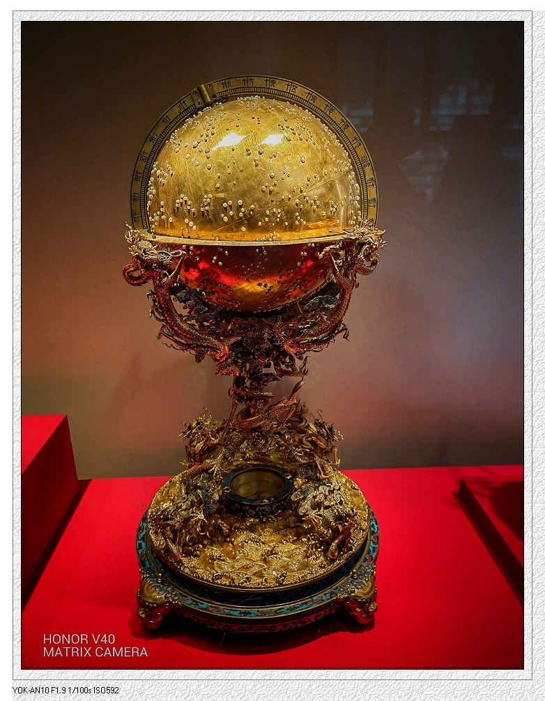 老土逛北京《故宫唯一另外买票的各类钟表博物馆》展示各国赠送的精致钟表！（二）