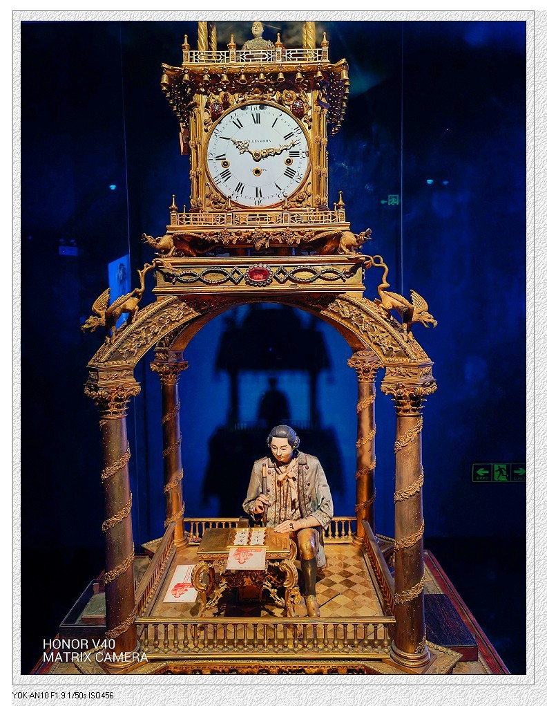 老土逛北京《故宫唯一另外买票的各类钟表博物馆》展示各国赠送的精致钟表！（二）