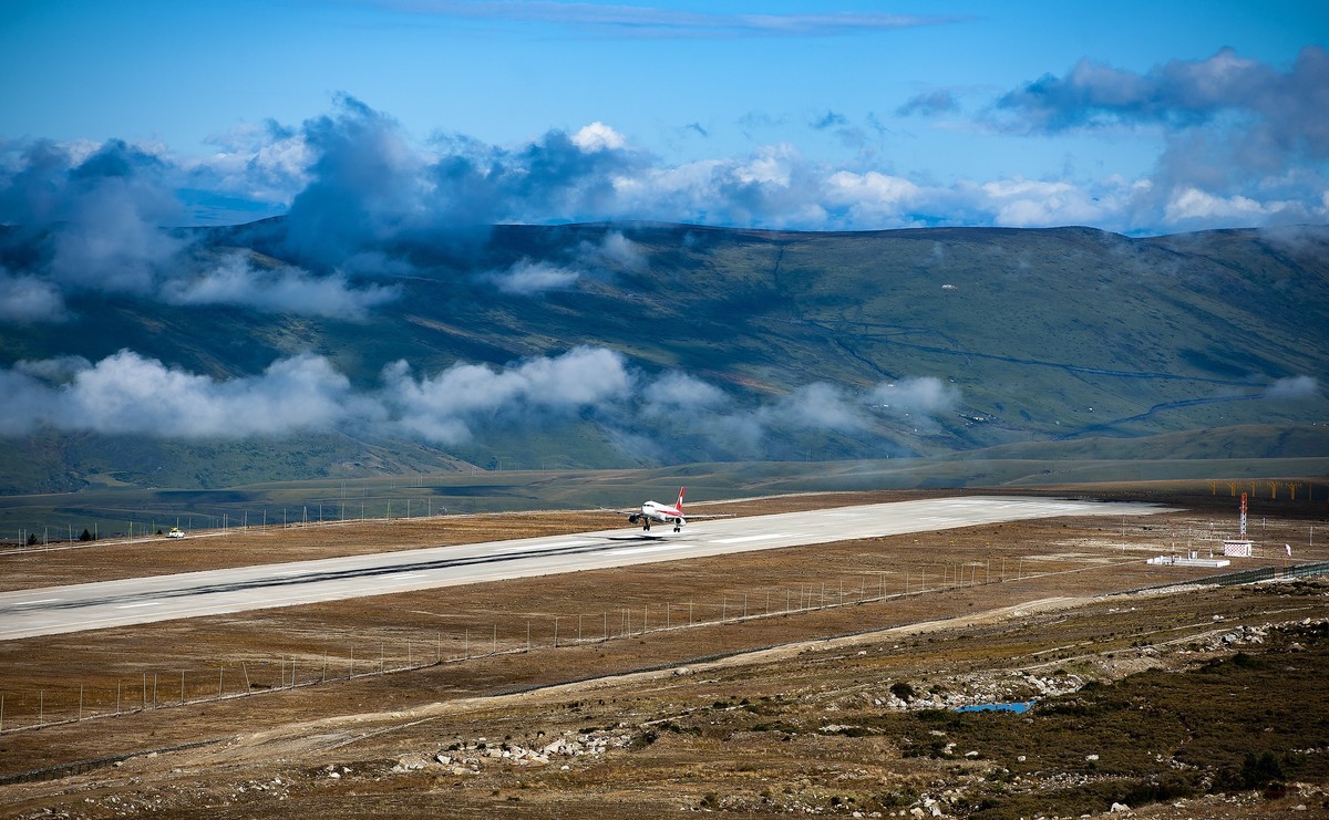 四川甘孜州塔公草原