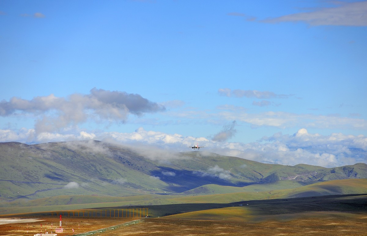 四川甘孜州塔公草原