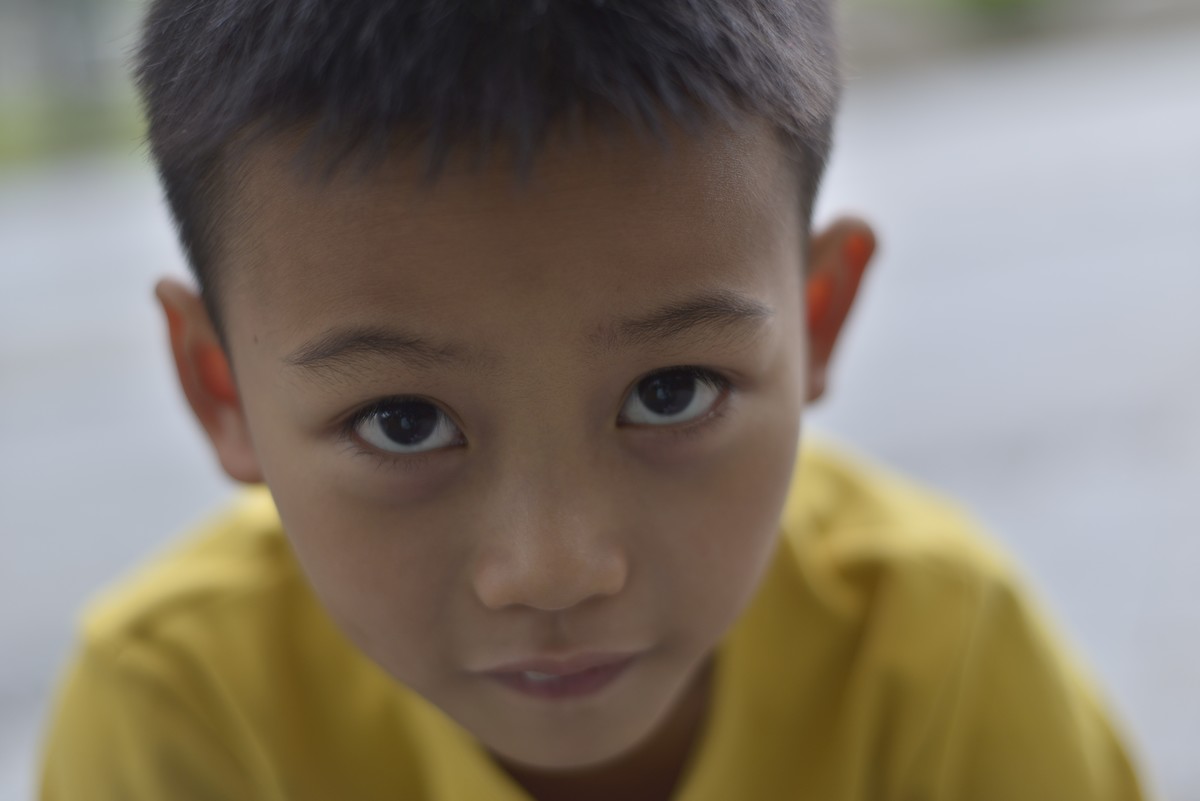 尼康610+小钢炮3代 拍小孩