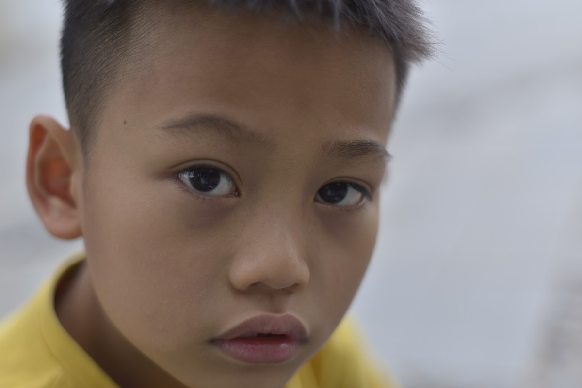 尼康610+小钢炮3代 拍小孩