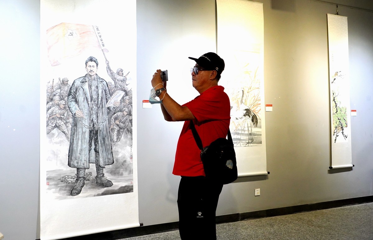 千年伟业百年辉煌红色经典图片展四