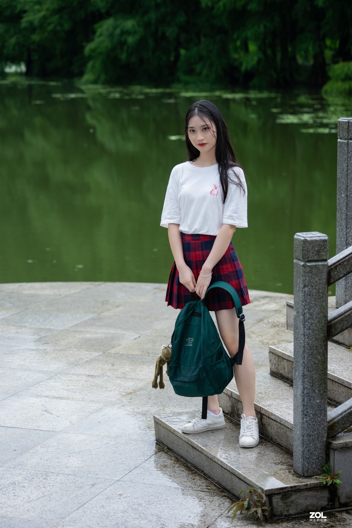 文静女孩〔欣欣〕