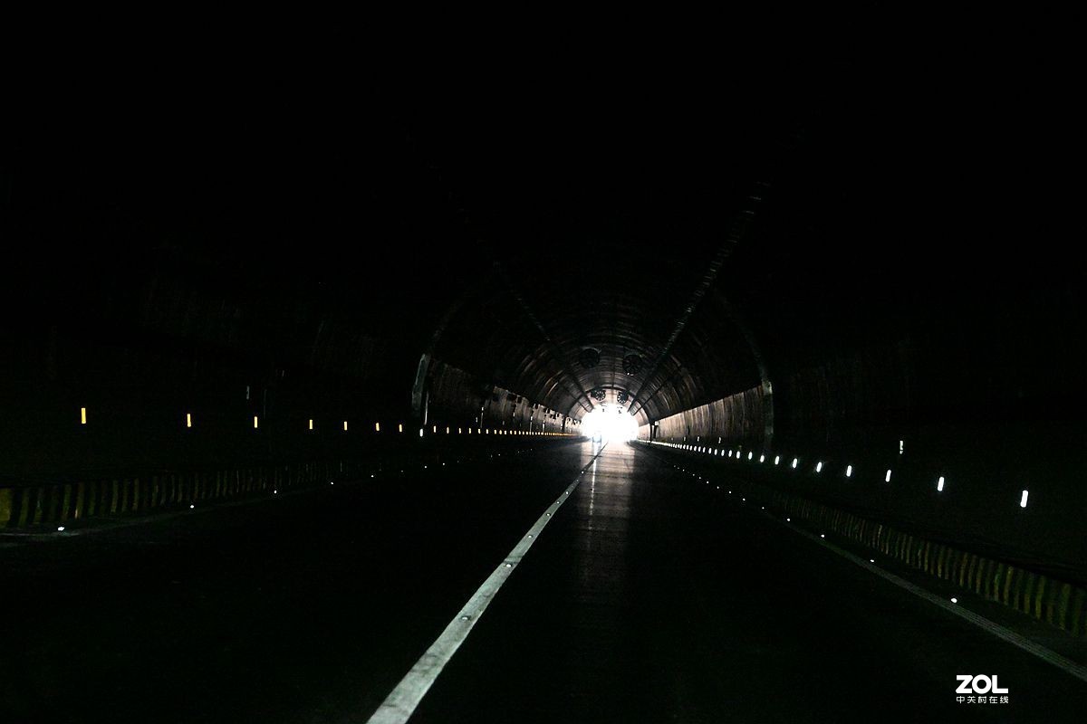 [即将通车的营达高速] (4 )