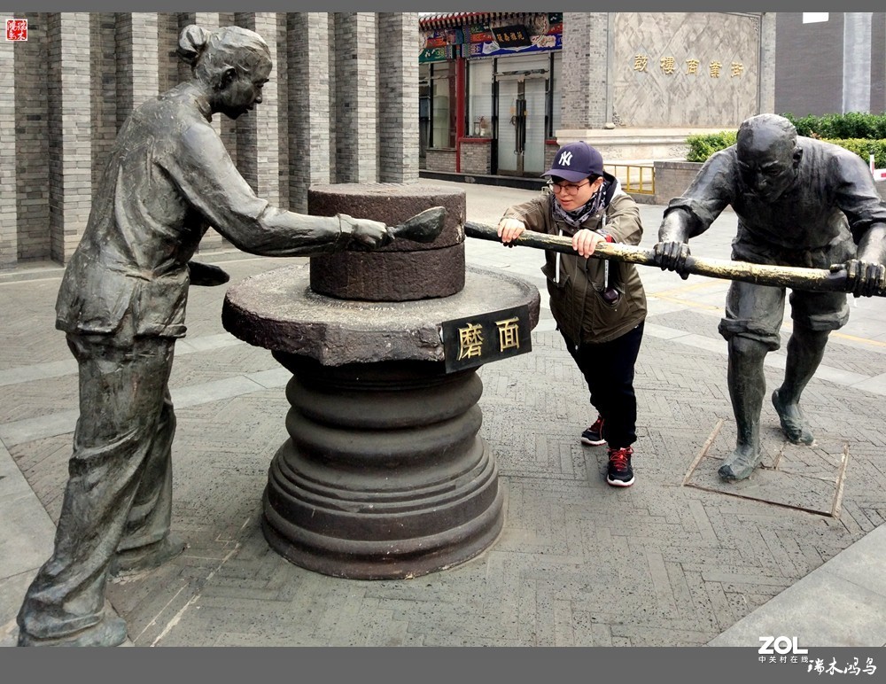 走马观花游天津——2.天津鼓楼古玩集市掠影