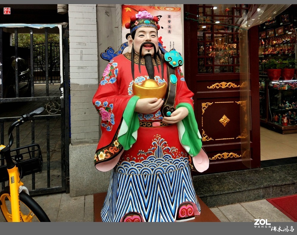 走马观花游天津——2.天津鼓楼古玩集市掠影