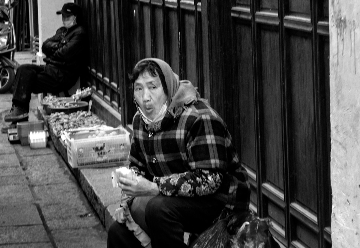 黑白画映 古镇老街