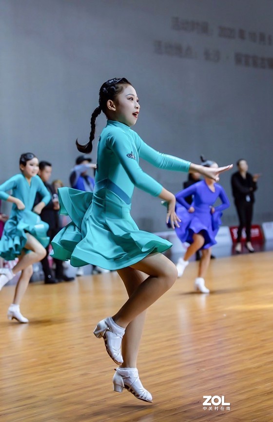 少儿拉丁舞大赛3