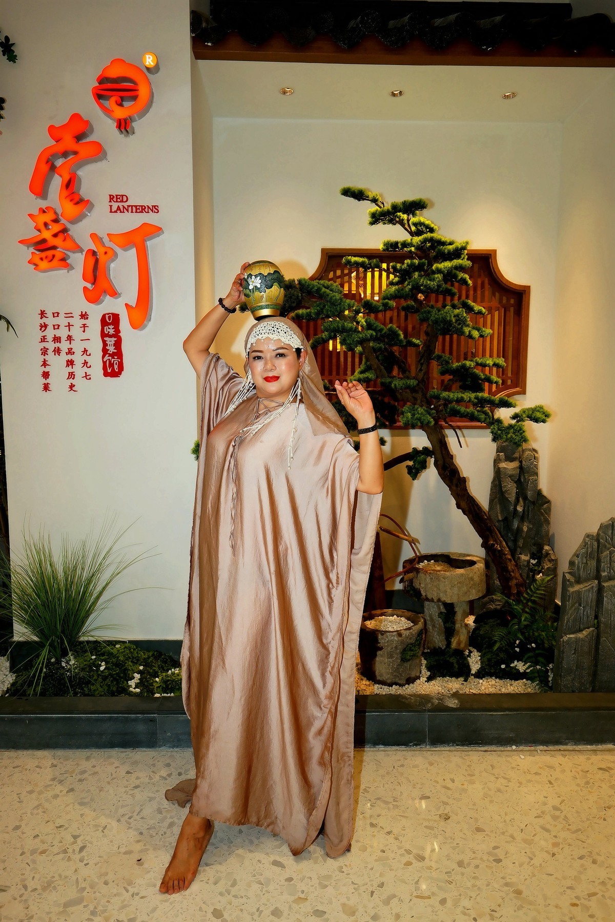 室内环境人像---壹盏灯门前！