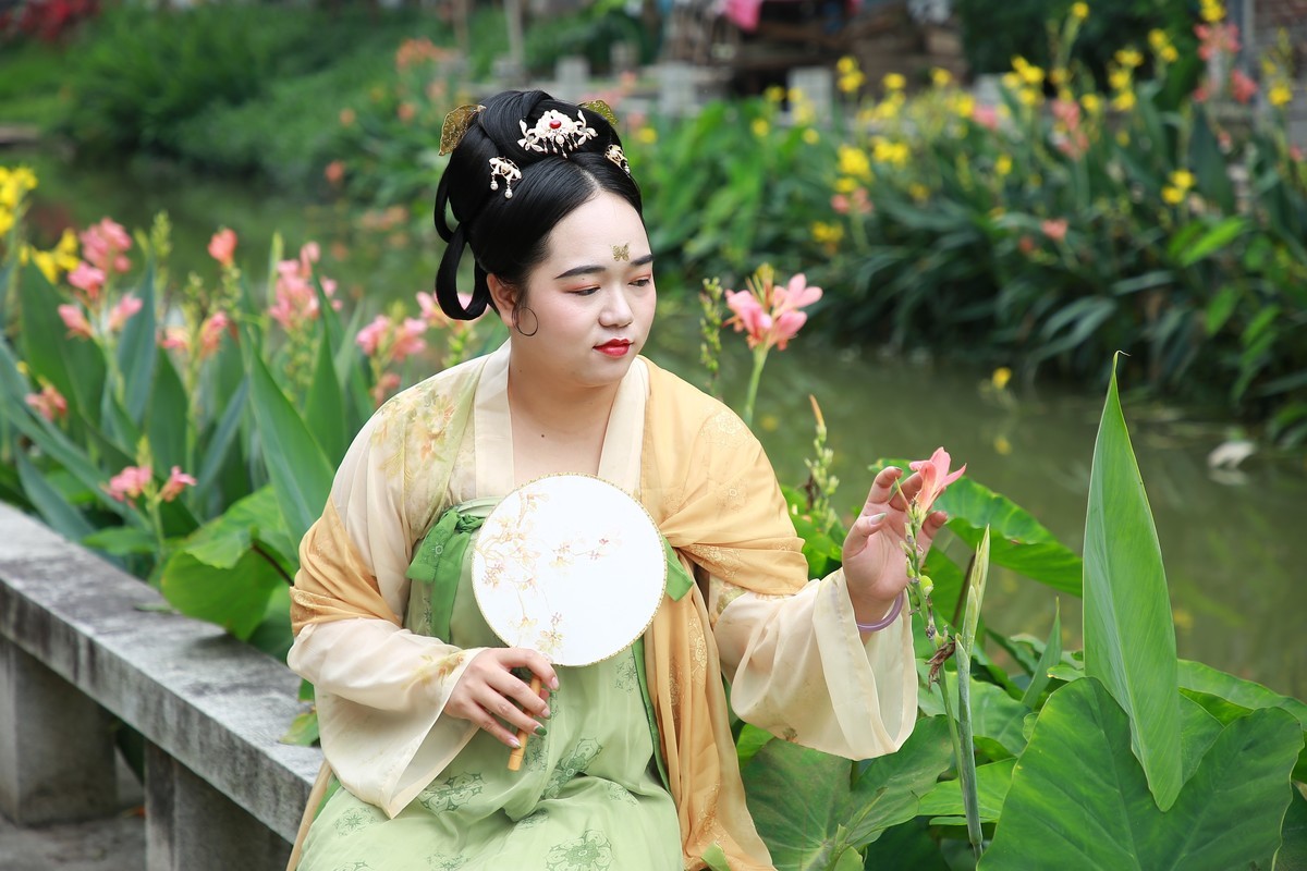 汉服人像摄影  汉服人像摄影 出境：珠珠 摄影：森明