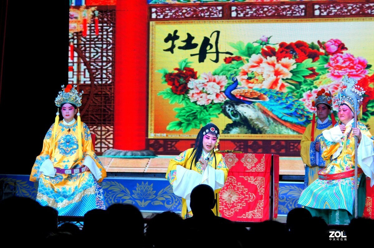 来看演出了，手动定焦加C3