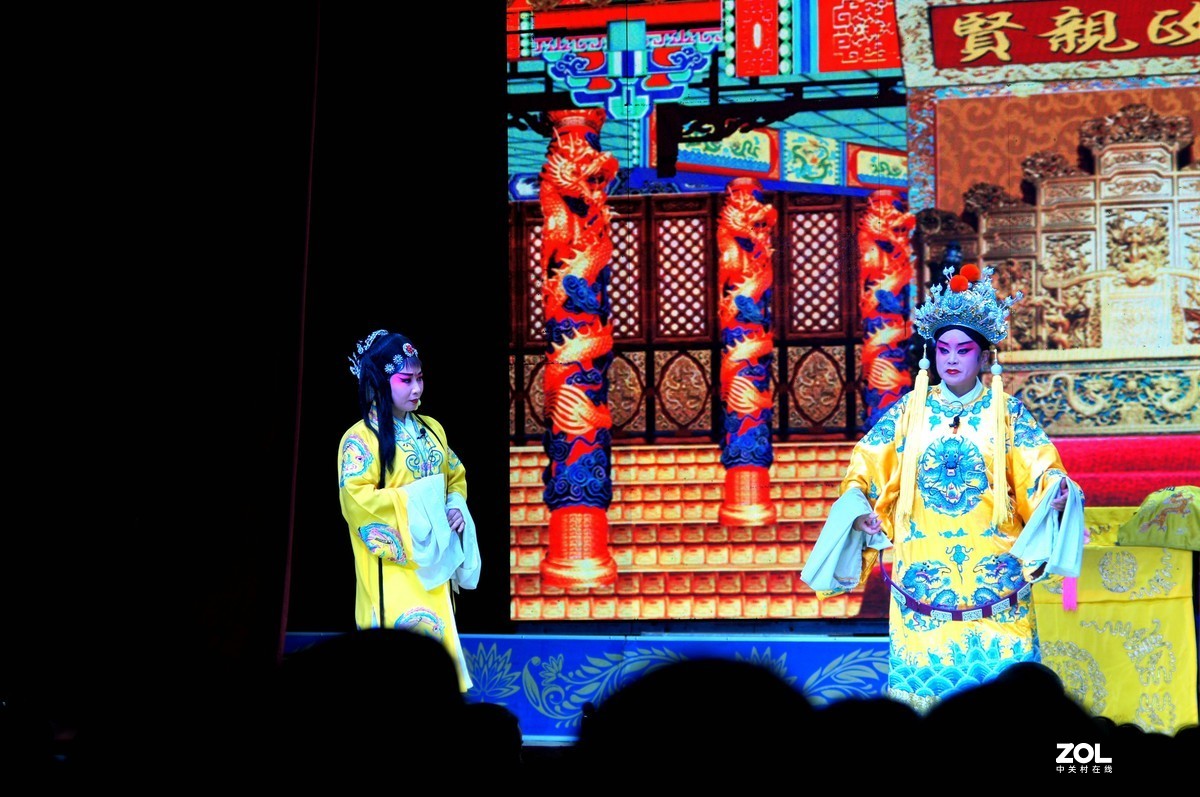 来看演出了，手动定焦加C3