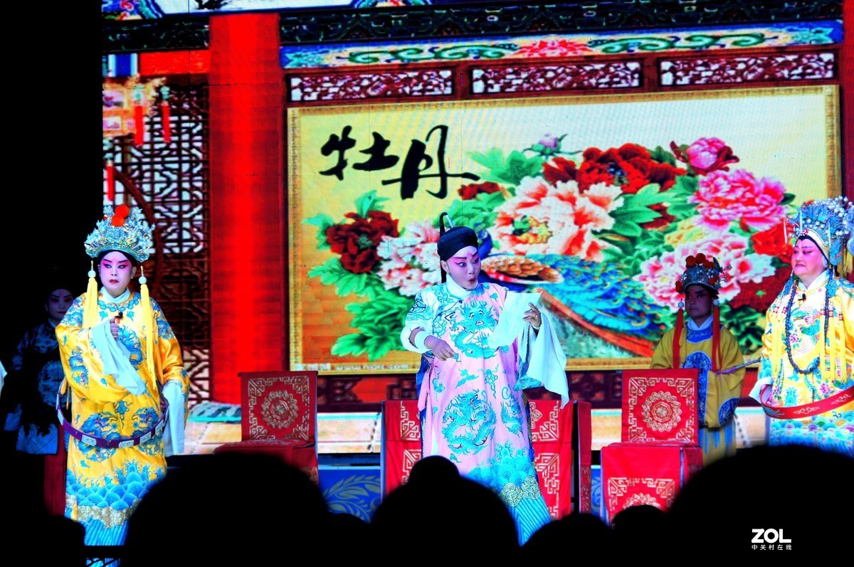 来看演出了，手动定焦加C3