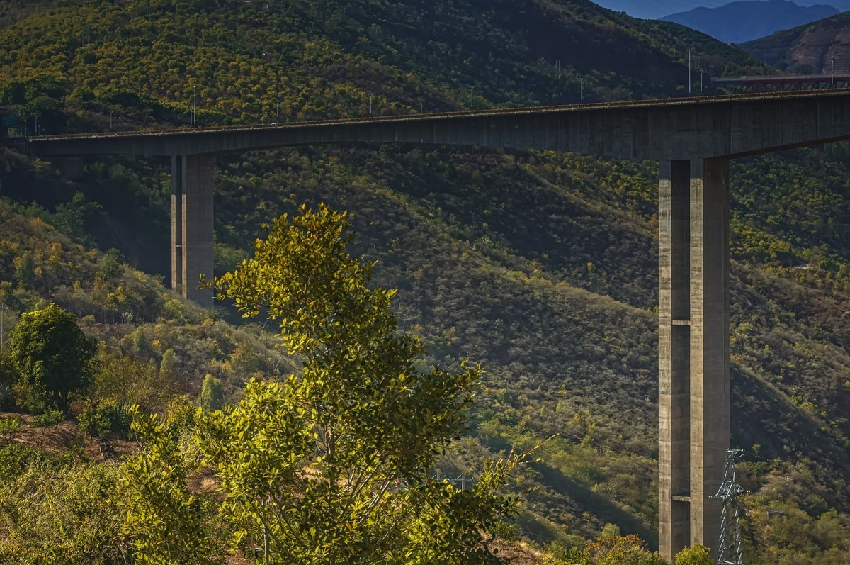 云南元江·世界第一高桥