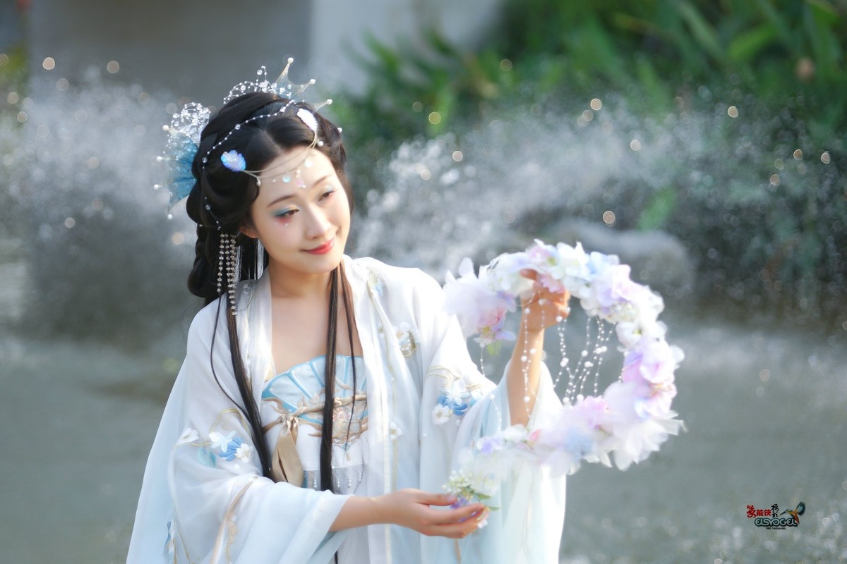 【瑶池仙子】---银璐