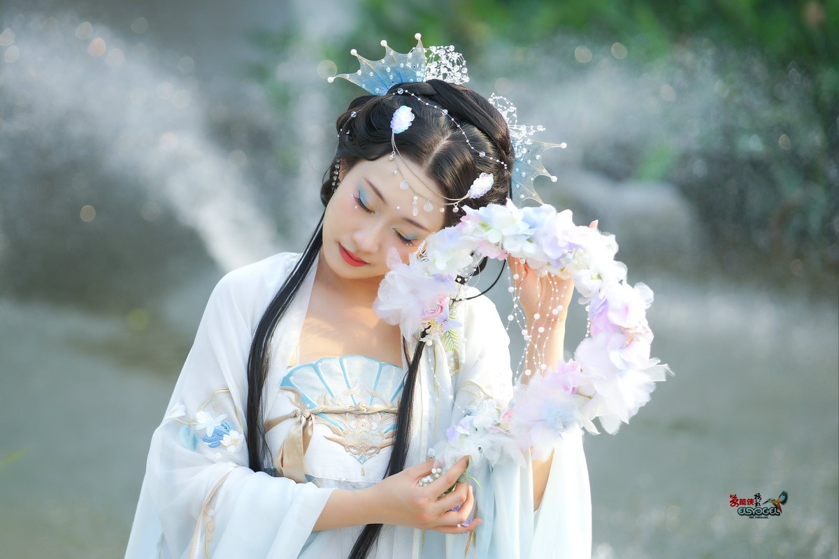 【瑶池仙子】---银璐