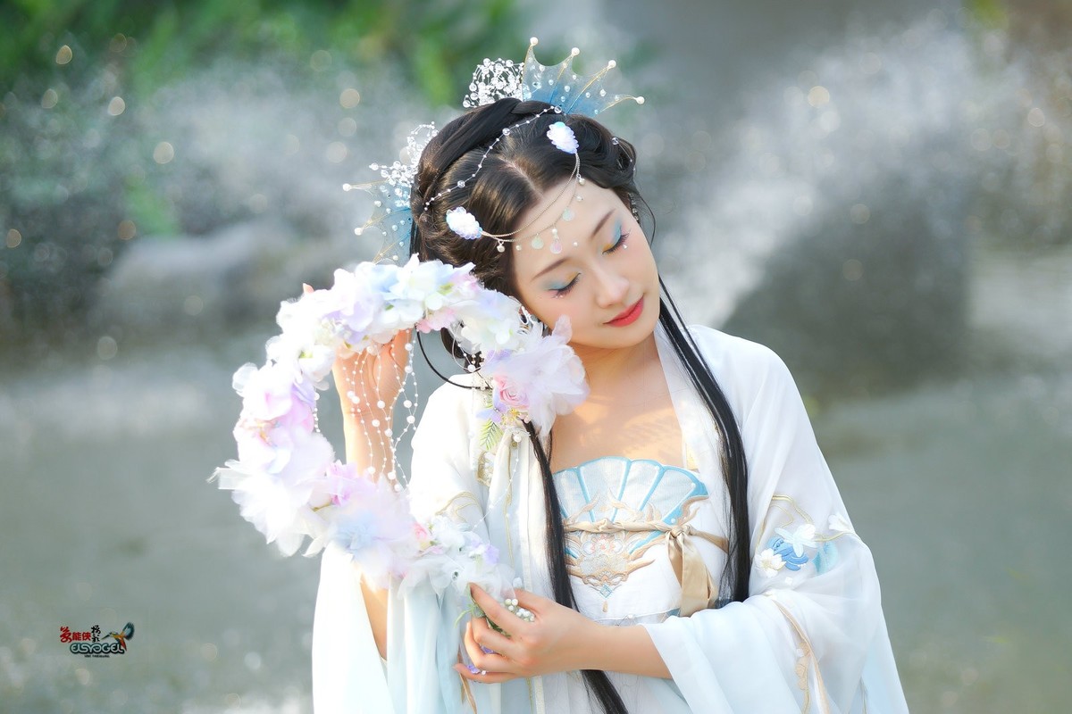 【瑶池仙子】---银璐