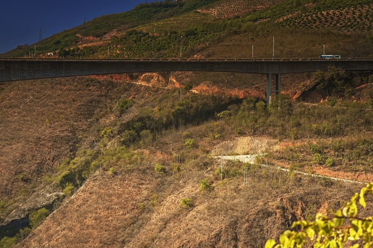 云南元江·世界第一高桥