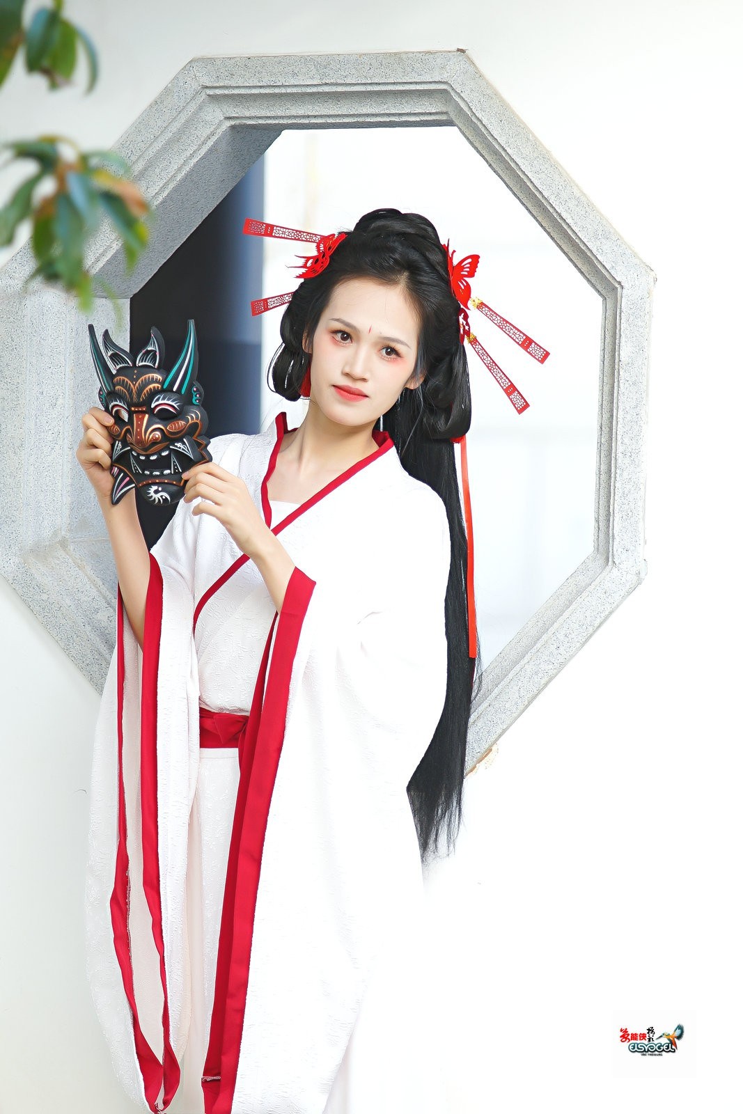 【国风战袍鬼面具美女】---冰冰