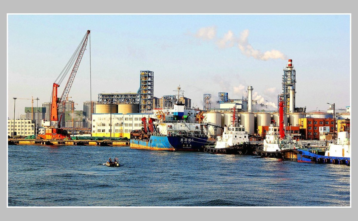 雪后日出秦皇岛西港行