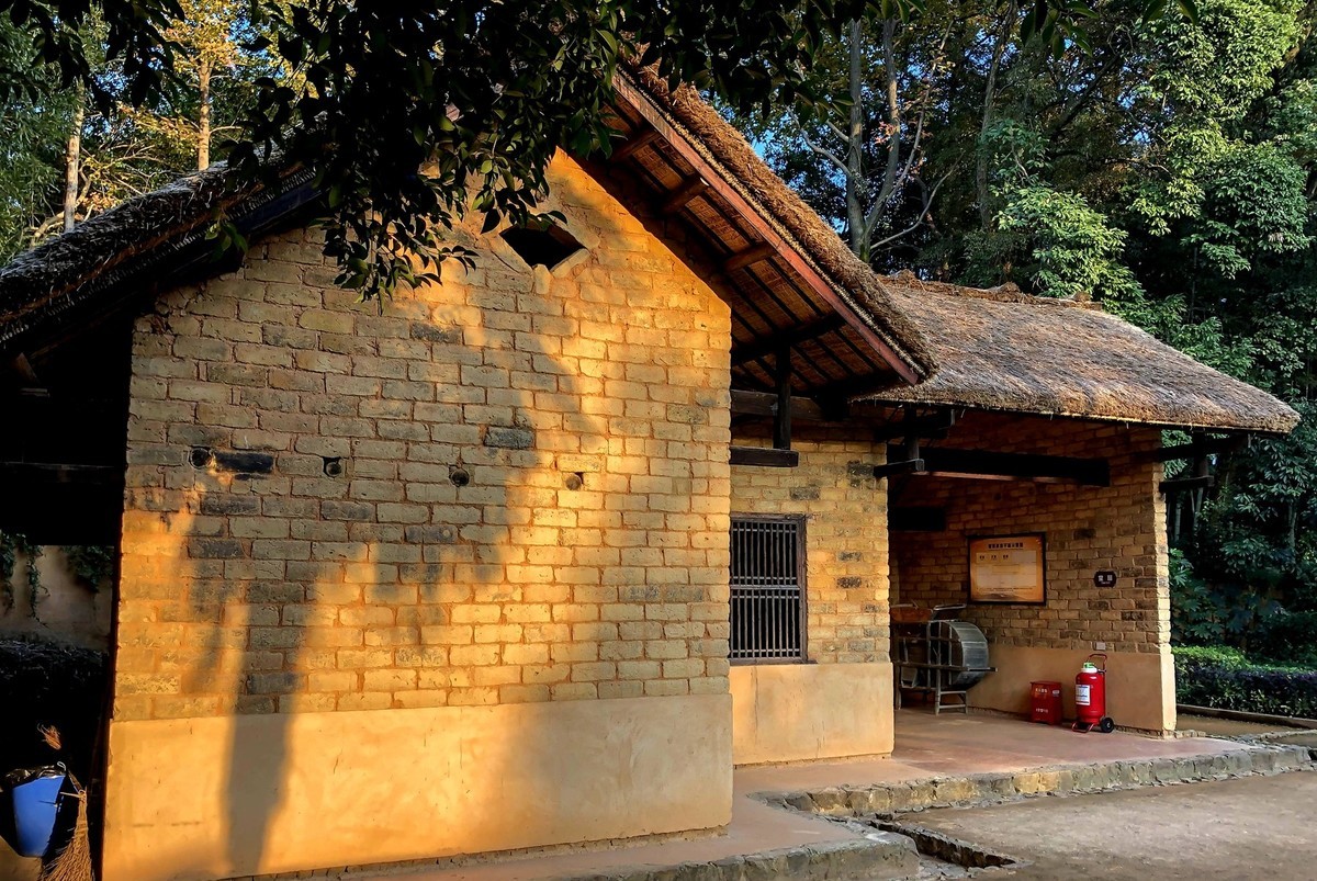 长沙爱国主义教育基地2--雷峰故居