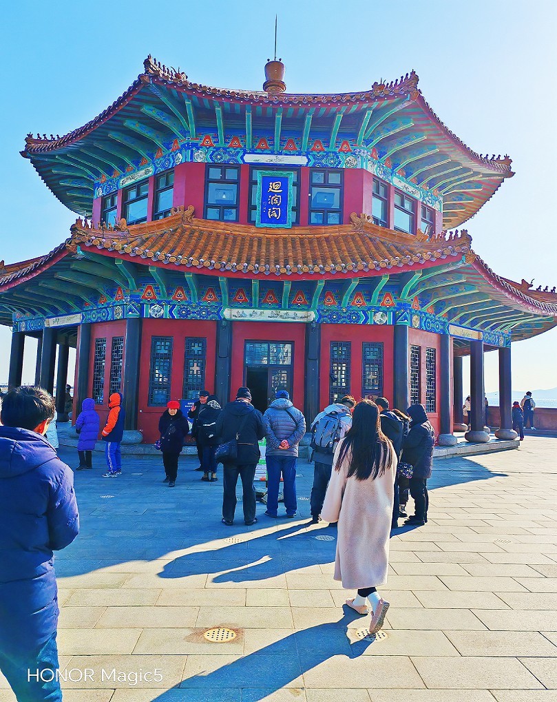 冬季杂拍乱七八糟《风景，海鸥和妹子》抢个位欣赏！哈哈！！