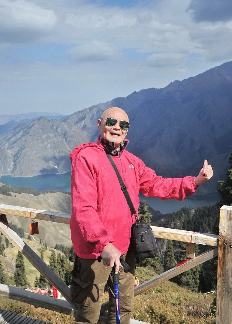 天山天池摄影|      周鸣天