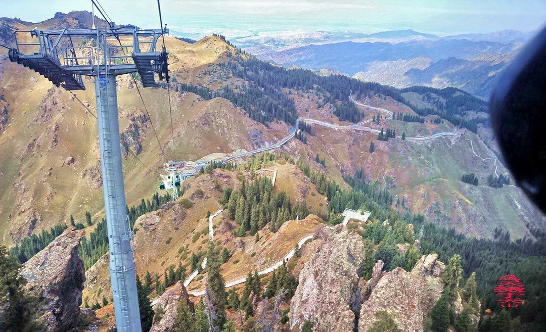 天山天池摄影|      周鸣天