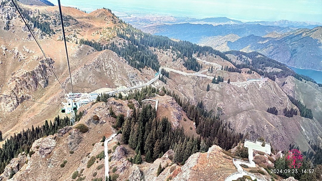 天山天池摄影|      周鸣天