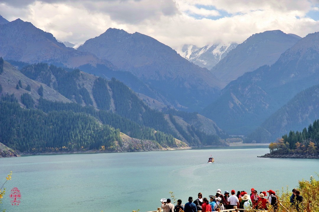 天山天池摄影|      周鸣天