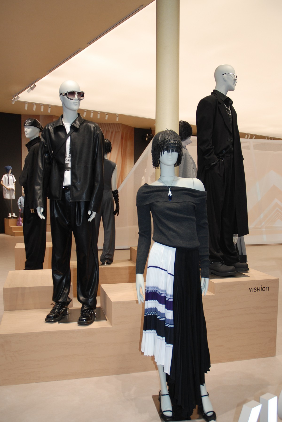 D80直出差了一些