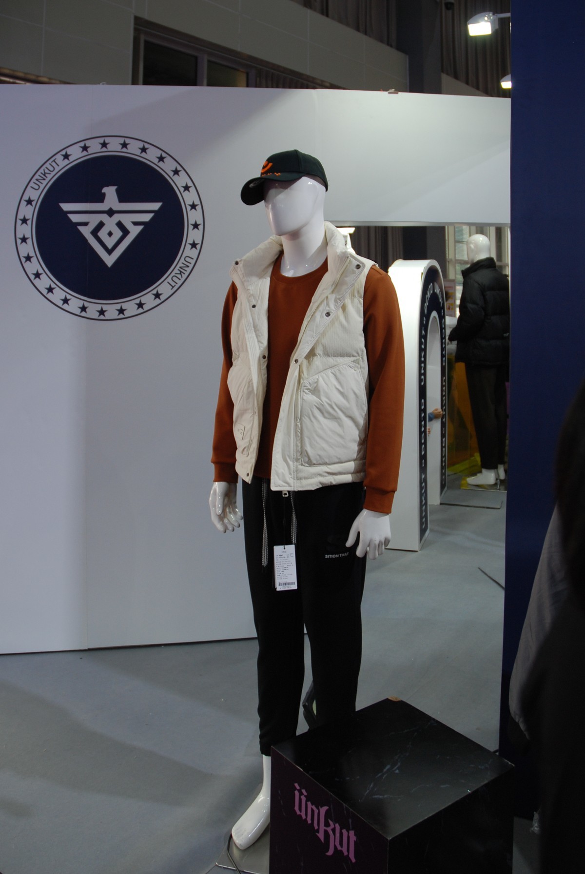 D80直出差了一些