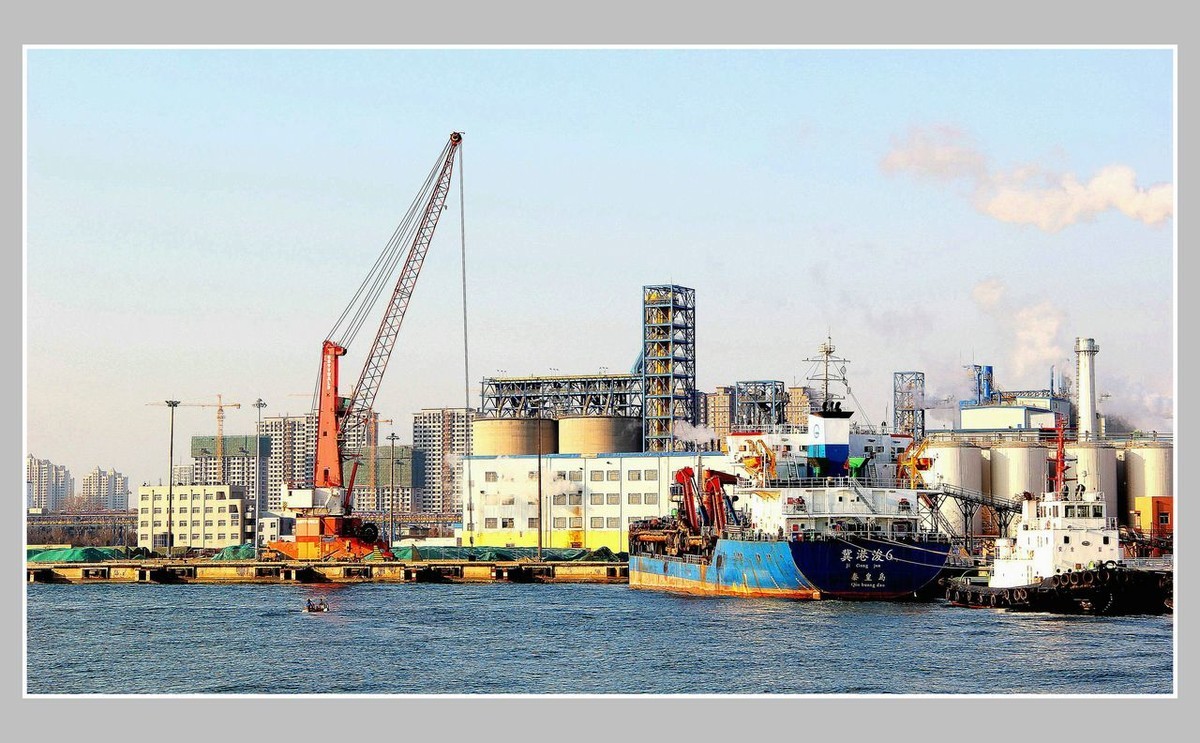 雪后日出秦皇岛西港行