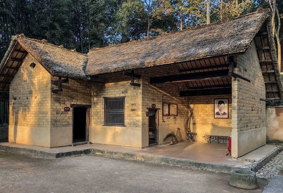 长沙爱国主义教育基地2--雷峰故居