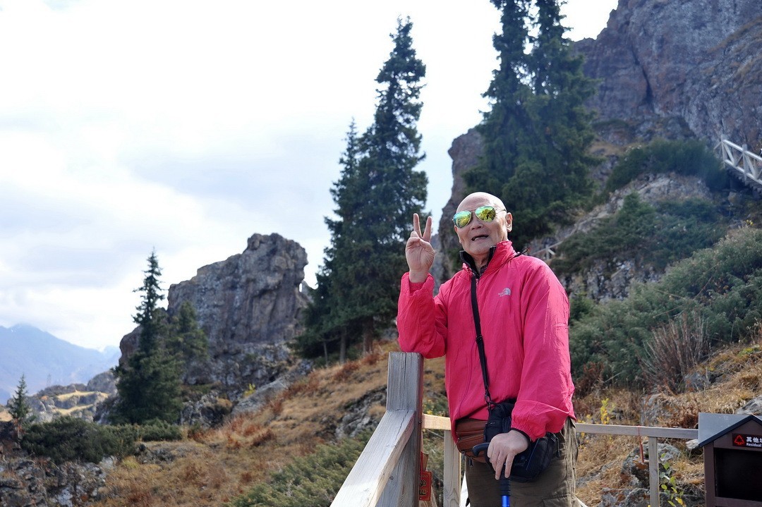 天山天池摄影|      周鸣天