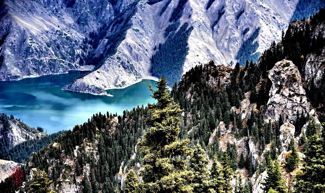 天山天池摄影|      周鸣天