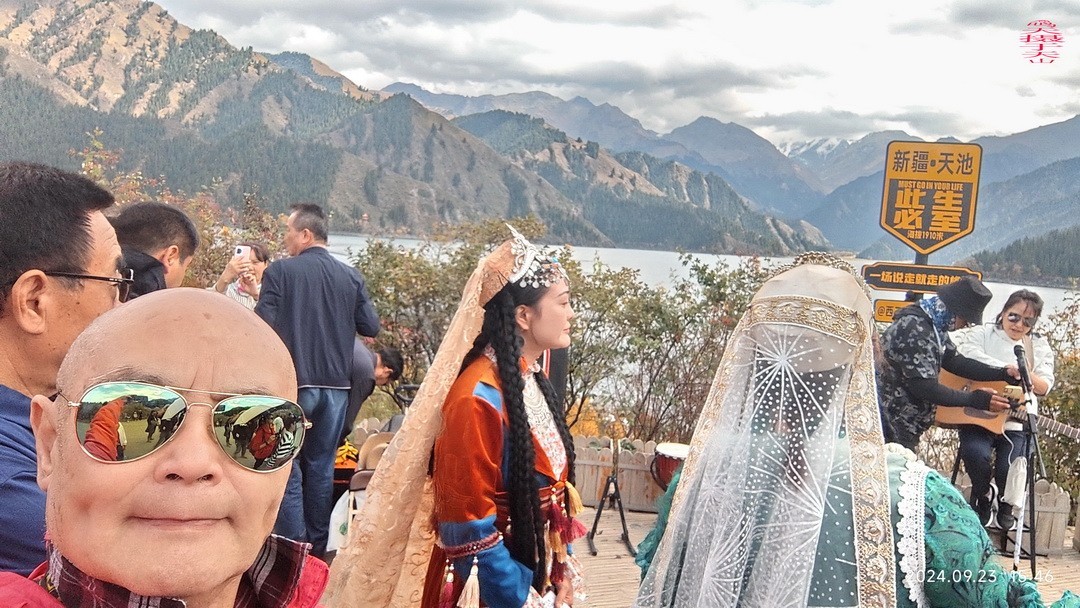 天山天池摄影|      周鸣天