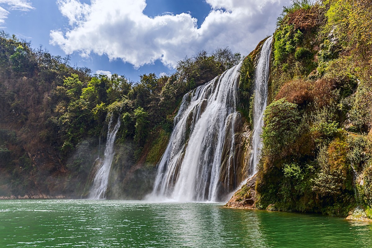 旅游记录 ：云南 · 曲靖 · 罗平 · 九龙瀑布群