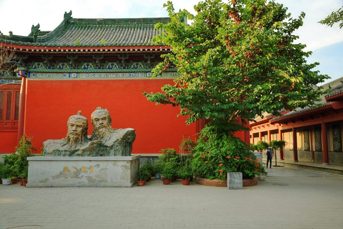 开封府（一路向北）