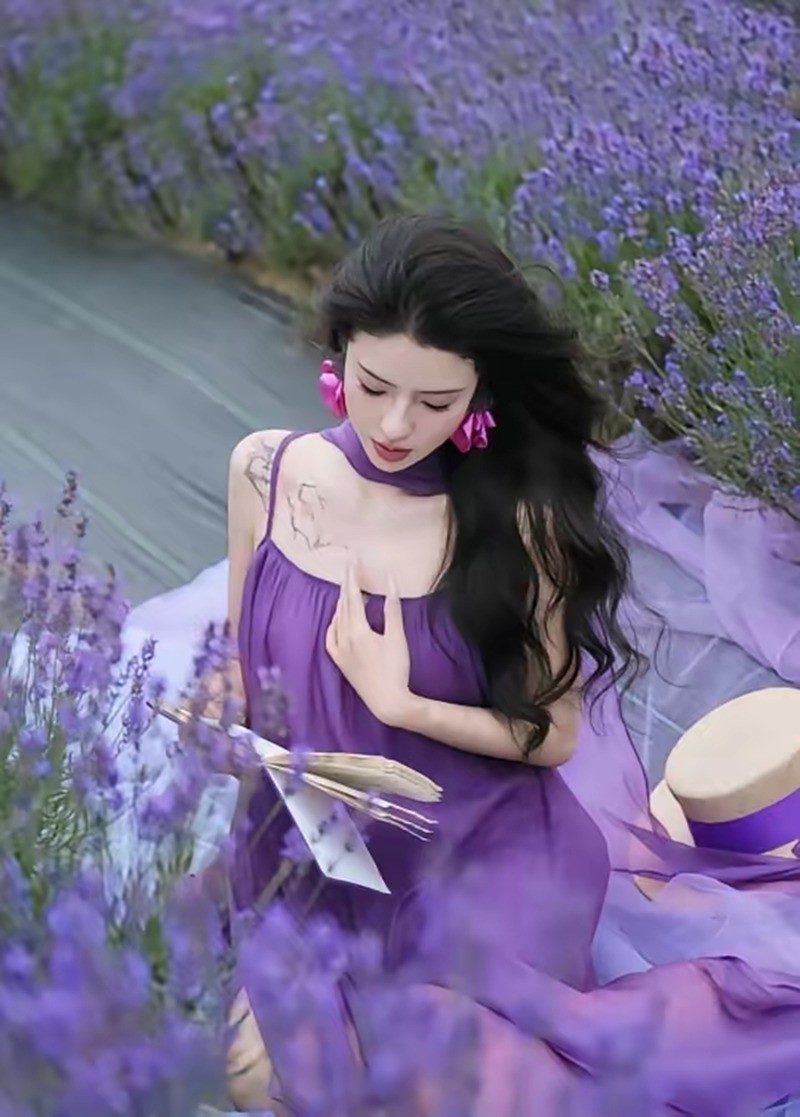 熏衣草中人像--长沙月亮岛2