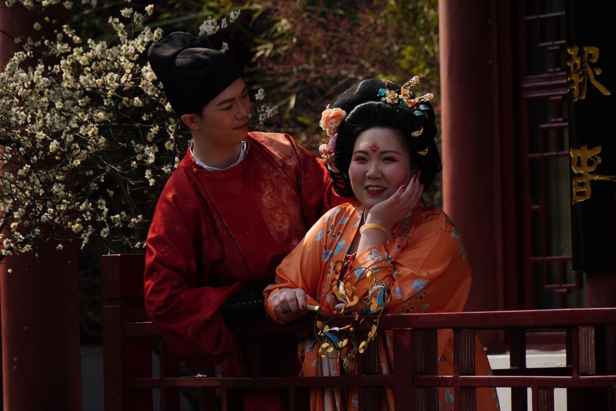 东湖梅园环境人像小品