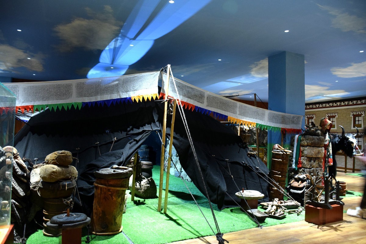 2023夏 黔赣鄂渝川（87）木雅文博中心之三