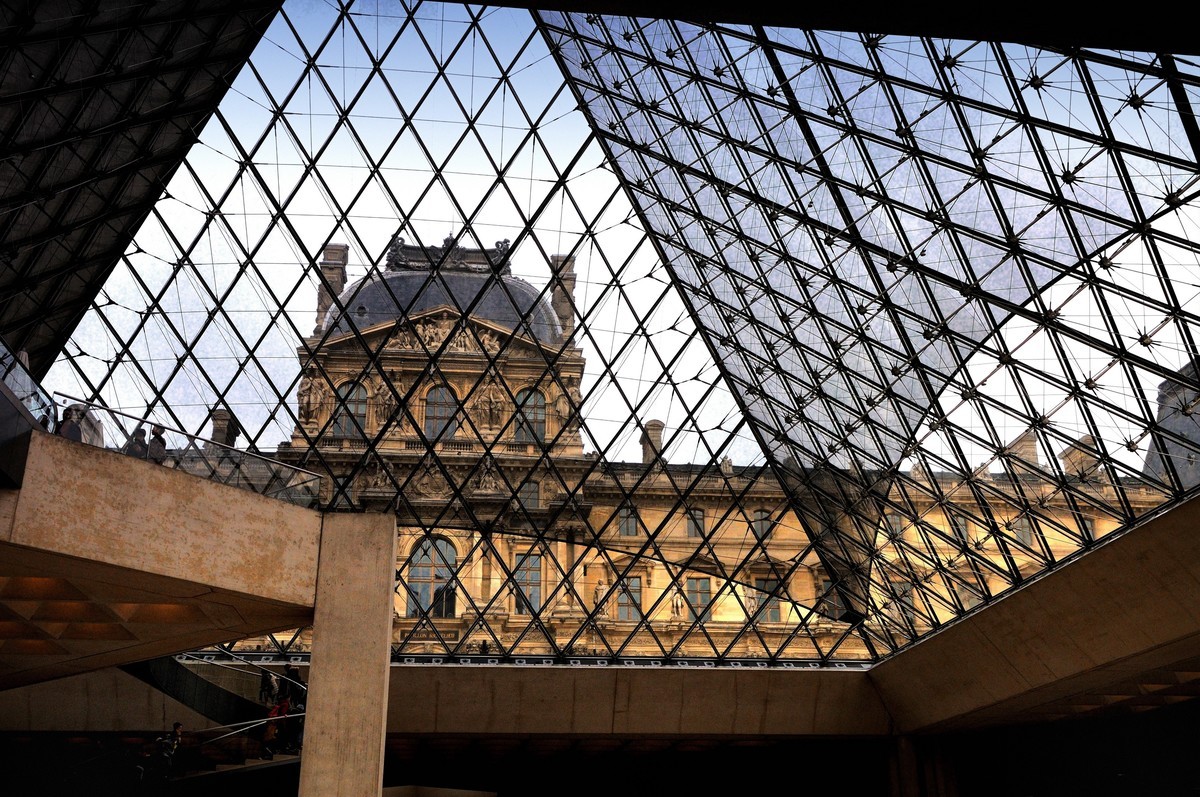 卢浮宫游拍