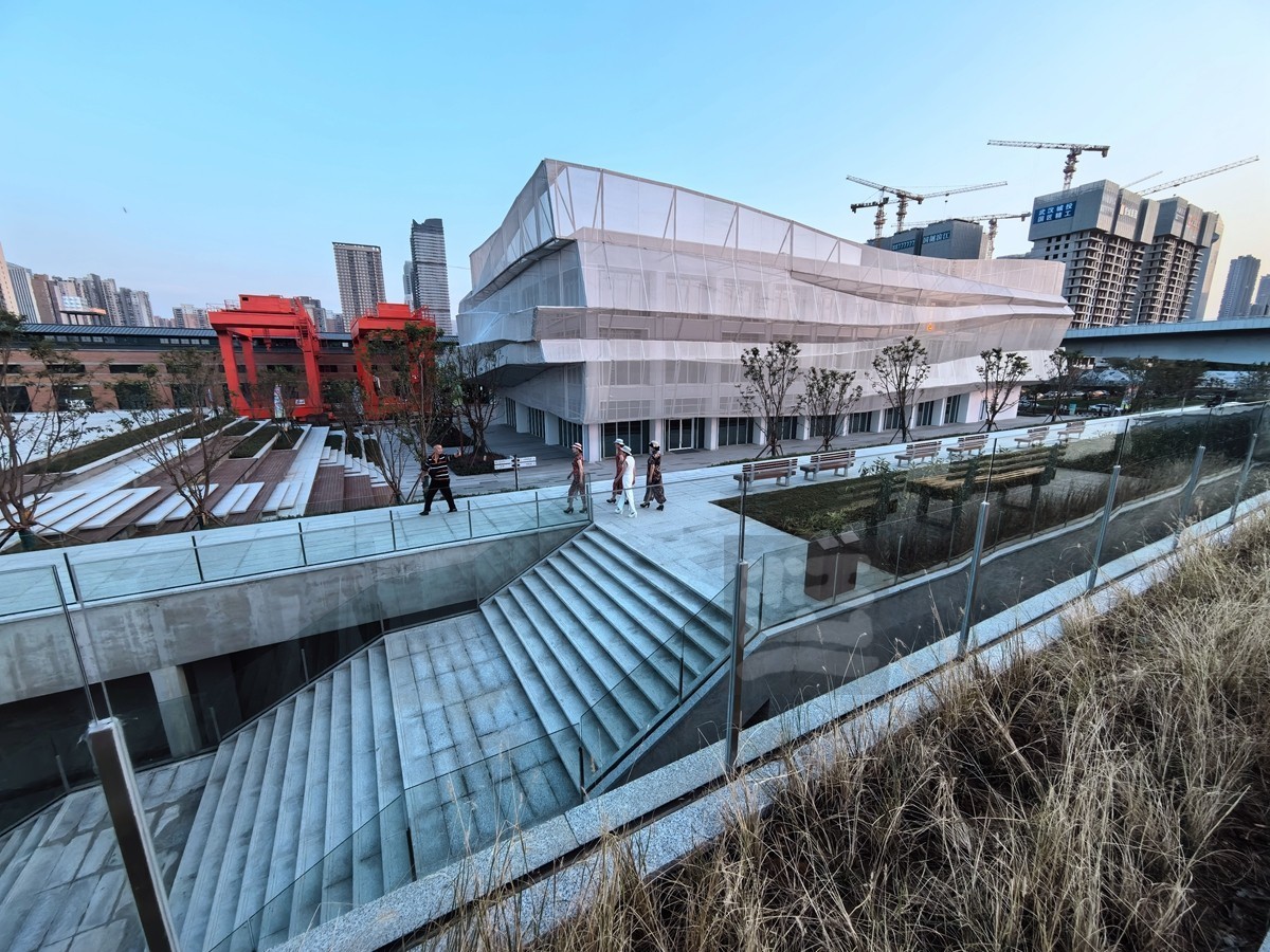 现代展馆*四美塘文化公园——武汉随笔