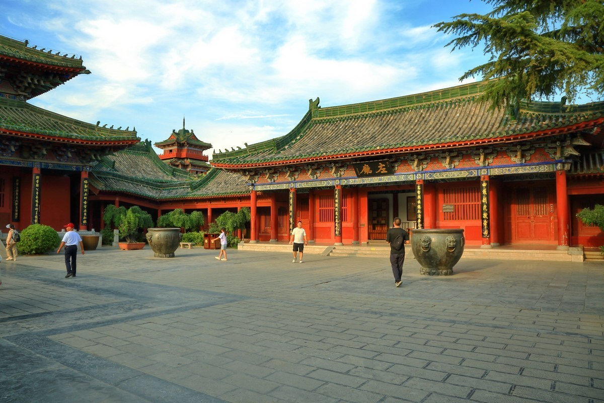 开封府（一路向北）