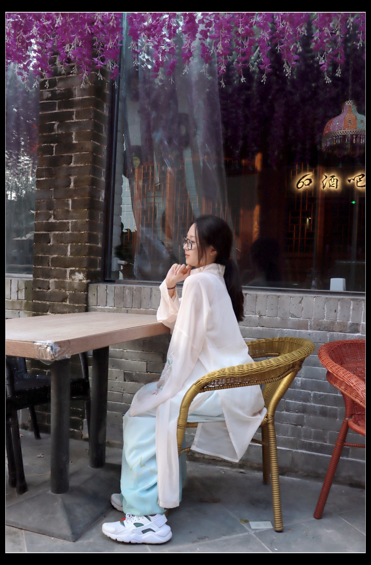 眼 睛 汉 服  - 下